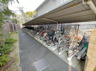 サーパス道後公園南の物件内観写真